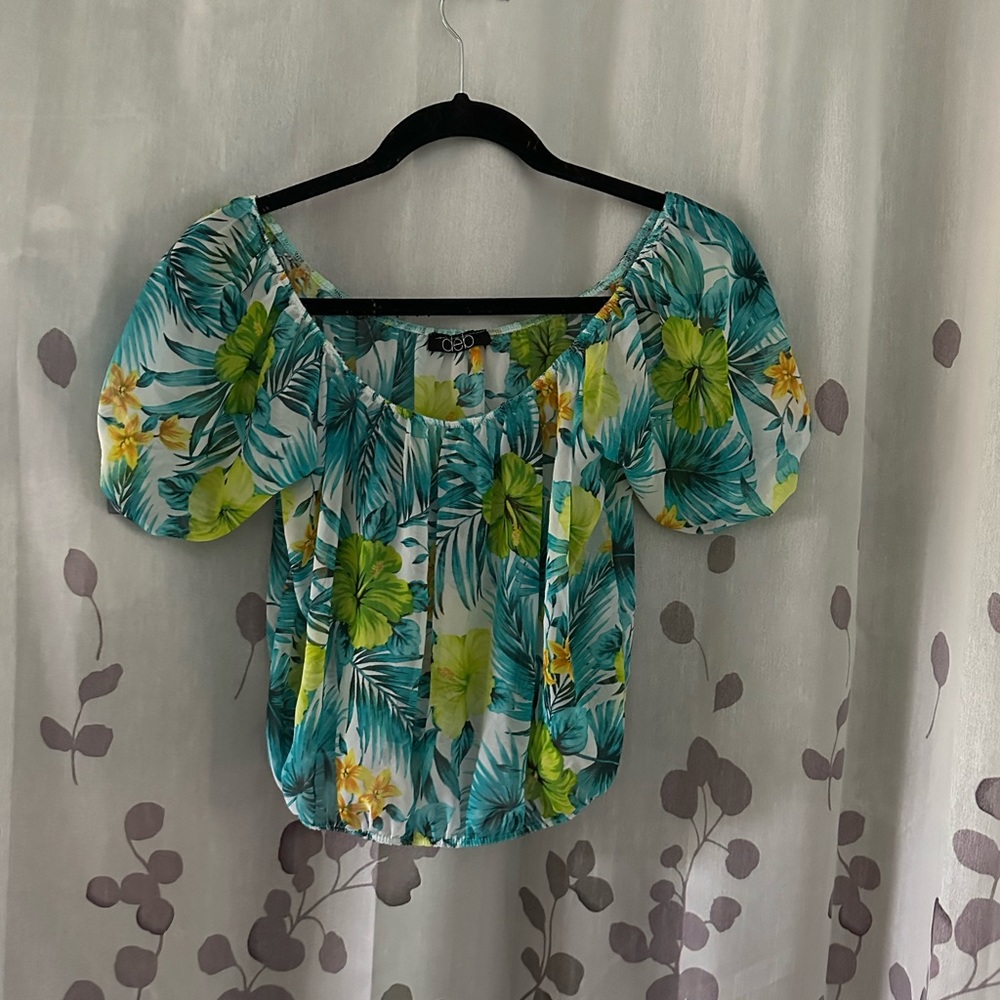 Floral Puffy Cropped Top